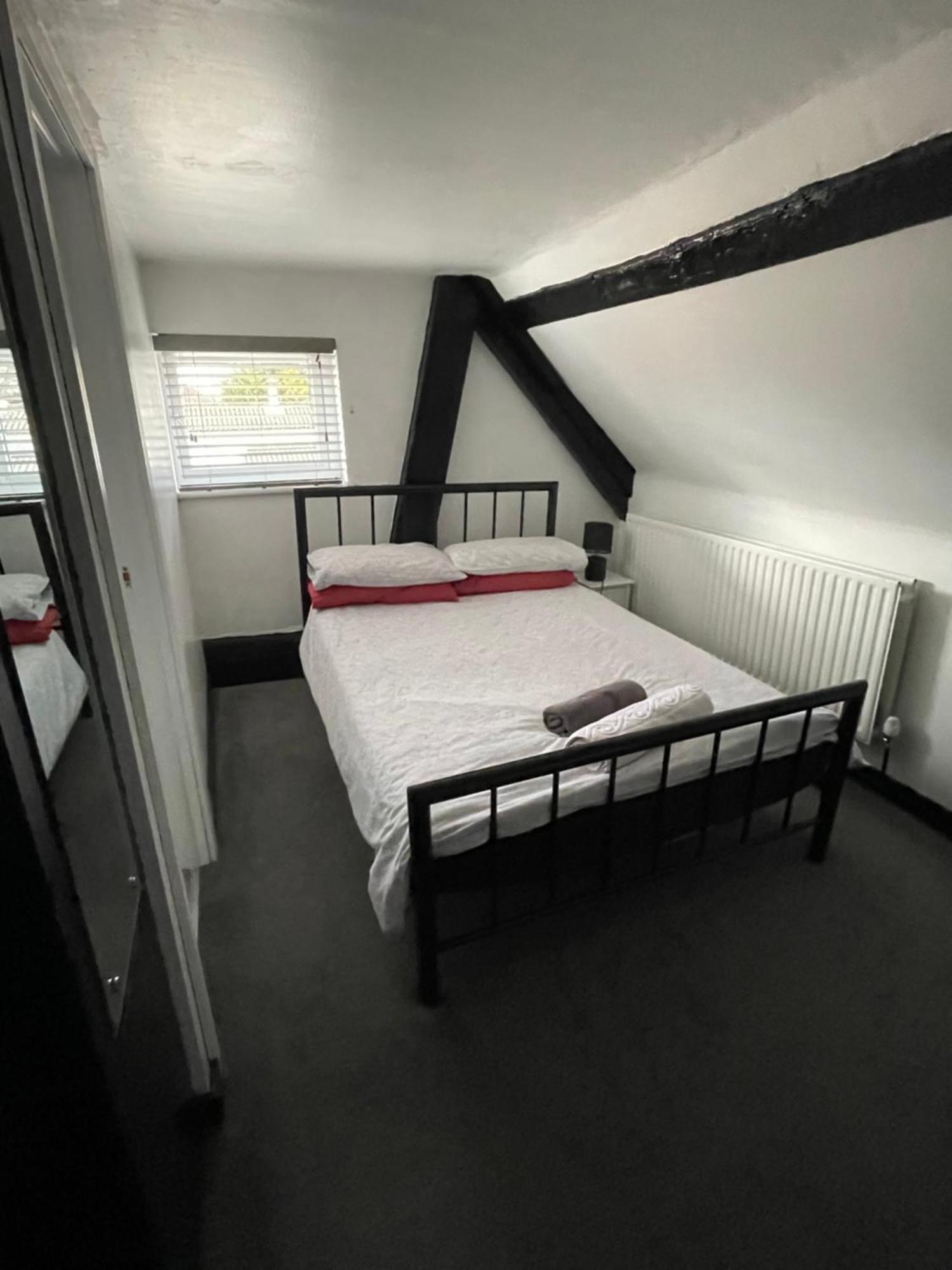 The White Hart Inn Twickenham Habitación foto